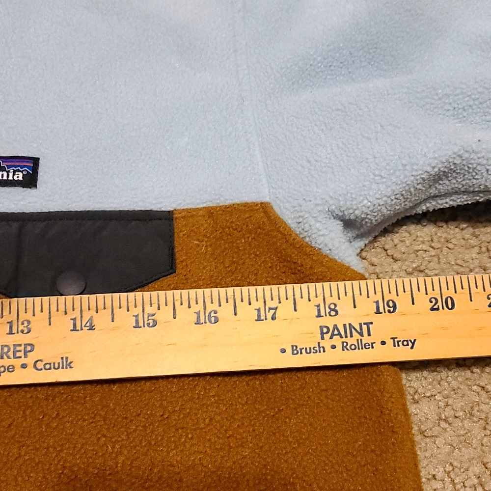 Wms S, Patagonia Synchilla Light Blue and Amber Fleece Pullover - Picture 4 of 8